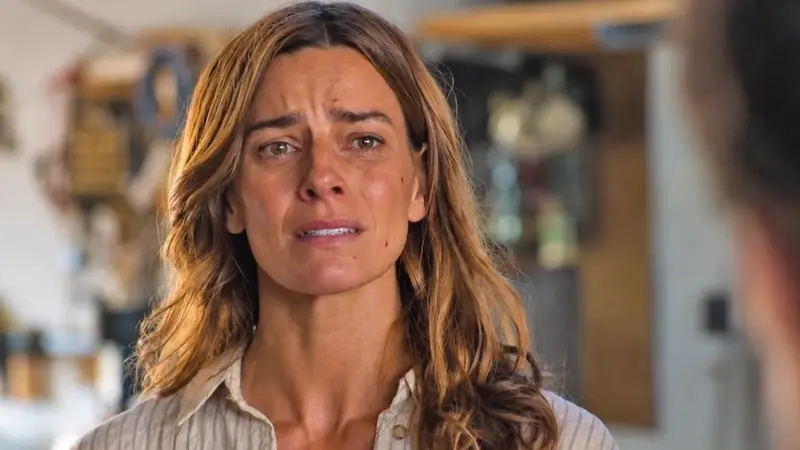 Fauve Hautot dans la mini-série La Cible sur TF1. © TF1