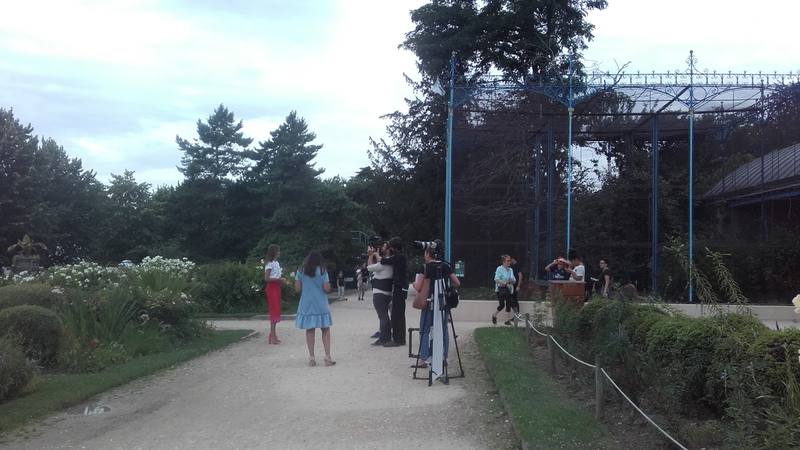 Ophélie Meunier lors d'un tournage de Zone Interdite au Jardin d'acclimatation à Paris (photo d'illustration)