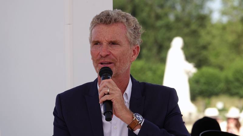 Denis Brogniart, présentateur de Koh-Lanta All Stars, lors d'un événement public en 2019