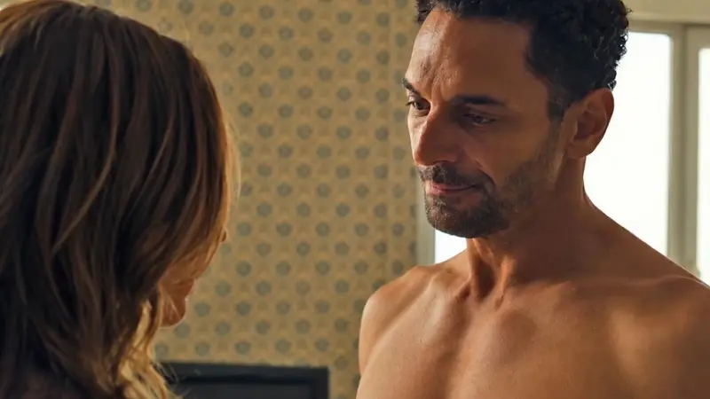 Tomer Sisley dans la mini-série La Cible sur TF1. © TF1