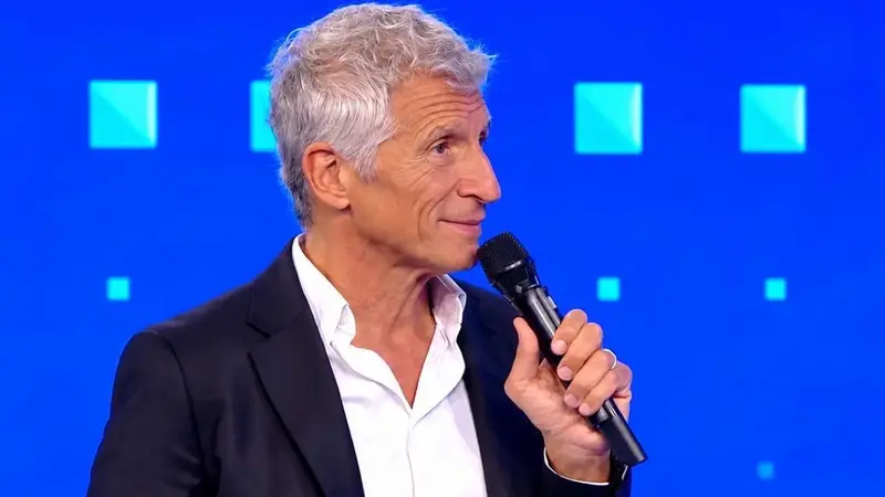 Nagui, animateur de N'oubliez pas les paroles sur France 2. © France 2