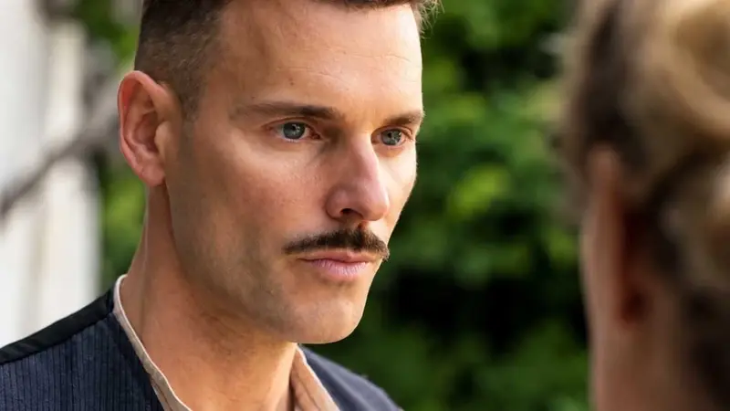 Matt Pokora dans le téléfilm Oradour sur TF1. © TF1