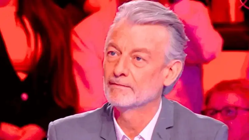 Gilles Verdez, chroniqueur de TBT9, sur le plateau de l'émission