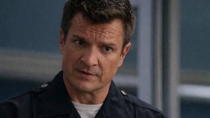 Nathan Fillion dans la série The Rookie sur M6. © M6